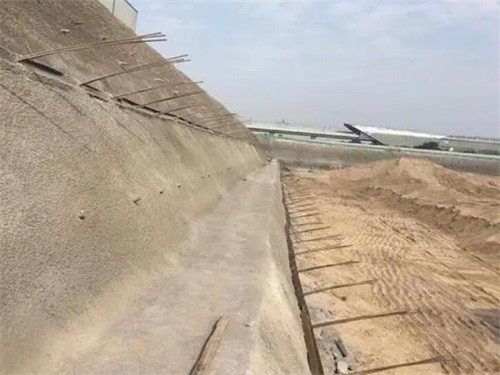 长兴河道边坡加固